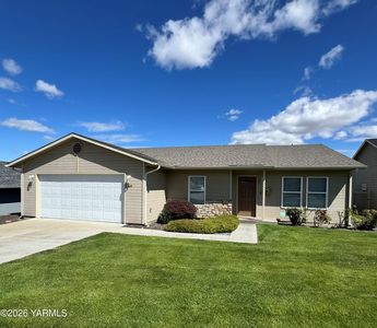 1609 W Naches Ave