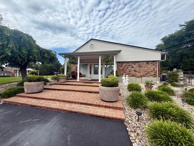 415 S Dogwood Dr