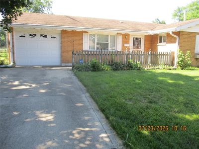1022 Mayfield Dr
