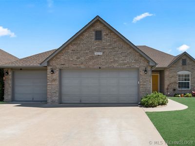 26595 Columbia Crest Dr