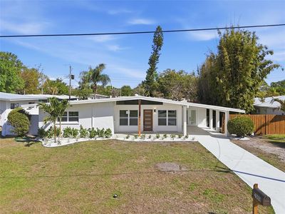 2989 Greenbriar St