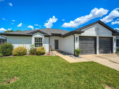 1211 Princeton Pl