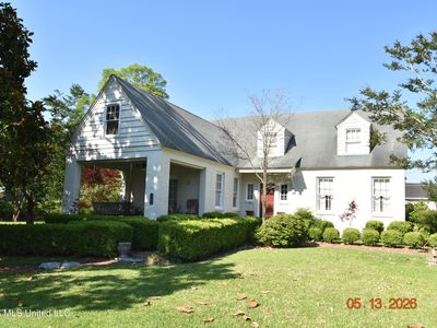 Property at 204 Grand Blvd, Greenwood, MS