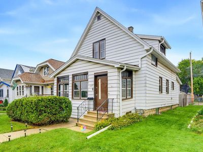 1739 S 75th STREET