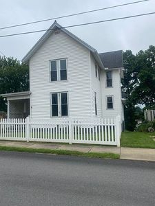 Property at 212 Walton Ave, Barnesville, OH