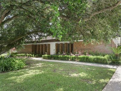 520 Fairfield Ave