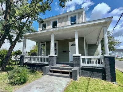 1831 Lasalle Ave