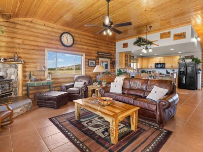 111 Deer Flats Ln