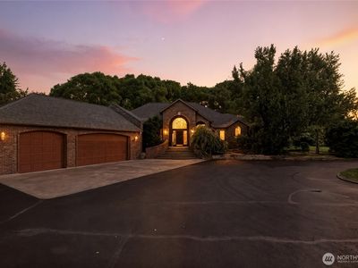 1629 Wheatcrest Road