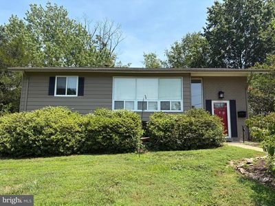 4957 Regina Dr