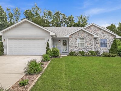 390 Garrison DRIVE