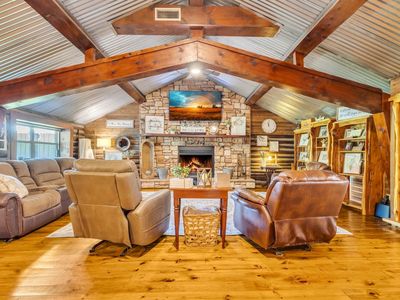 8743 Ranch Rd