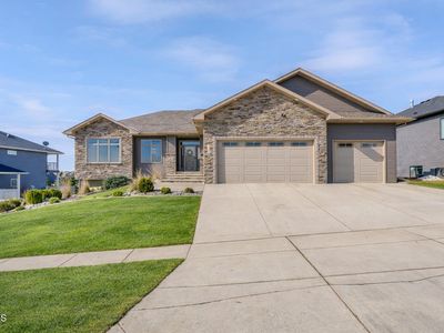3616 Valley Dr
