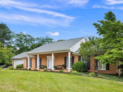 610 Woodmont Dr