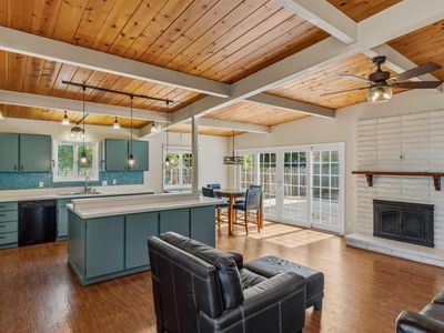 3058 Berney Dr