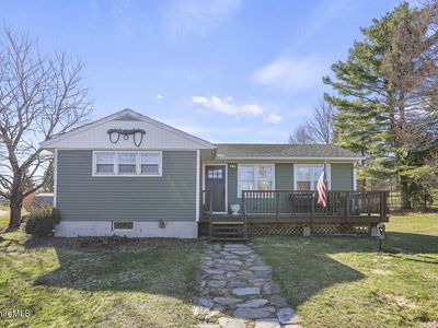 Property at 31 New Windsor Rd, Hinsdale, MA