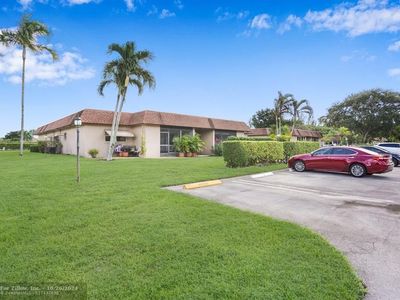 1898 Palmland Dr UNIT B