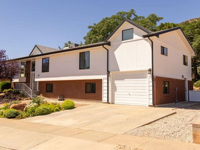 347 N Donlee Dr