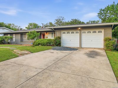 306 Redcliff