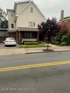 7429 Amboy Rd