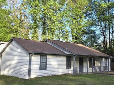 2667 Camelot Ct