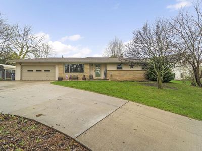 827 South Fancher ROAD