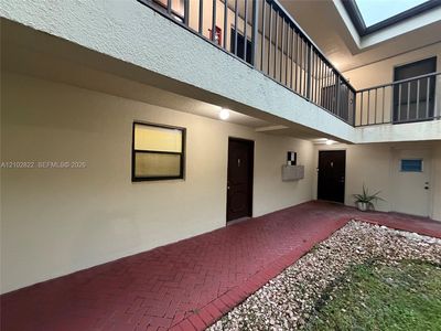 2300 S Cypress Bend Dr APT 102