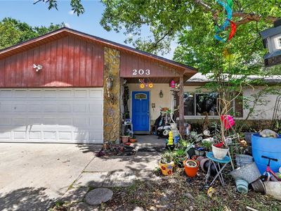 203 Woodfield Dr