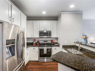 821 Ralph McGill Blvd NE APT 2405