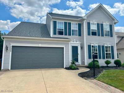 Property at 8689 Westfield Park Dr, Olmsted Township, OH