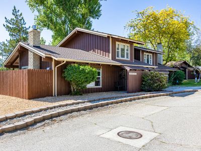 89 Meadow Lakes Dr