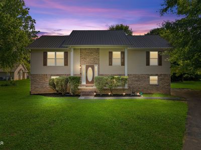 1717 Meadow Ridge Cir