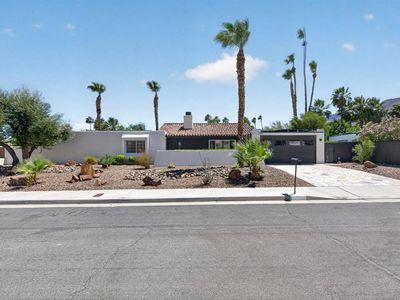 1055 E Louise Dr
