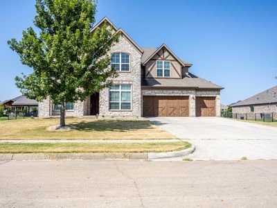 1921 Running Deer Ln