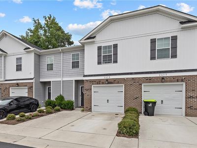 2415 Fieldsway Dr