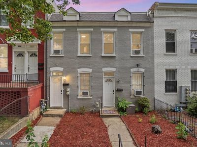2015 4th St NE