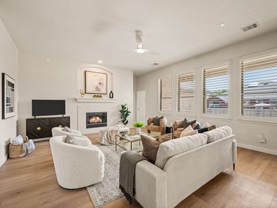 329 Village Trl