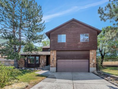 3286 E Danish Hills Cir