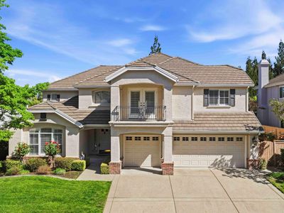 4051 Luxor Ln