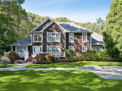261 Edge Of Woods Rd
