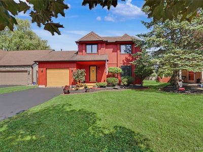 Property at 773 Robin Rd, Getzville, NY