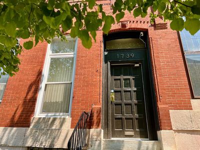 1739 Park Ave