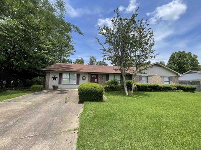 2709 Doris Ln
