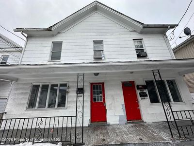202 Main St