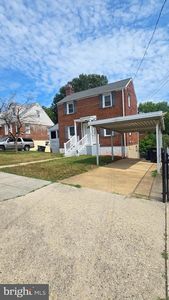 157 Chesapeake St SW