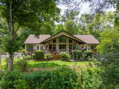 212 Sycamore Dr