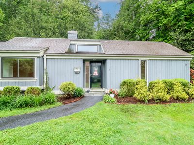 345 Heritage Village #B