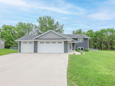2580 Lois Ln SE