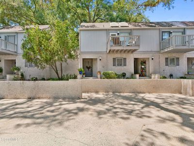 661 N Golf Villas