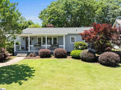 208 Willow Springs Dr
